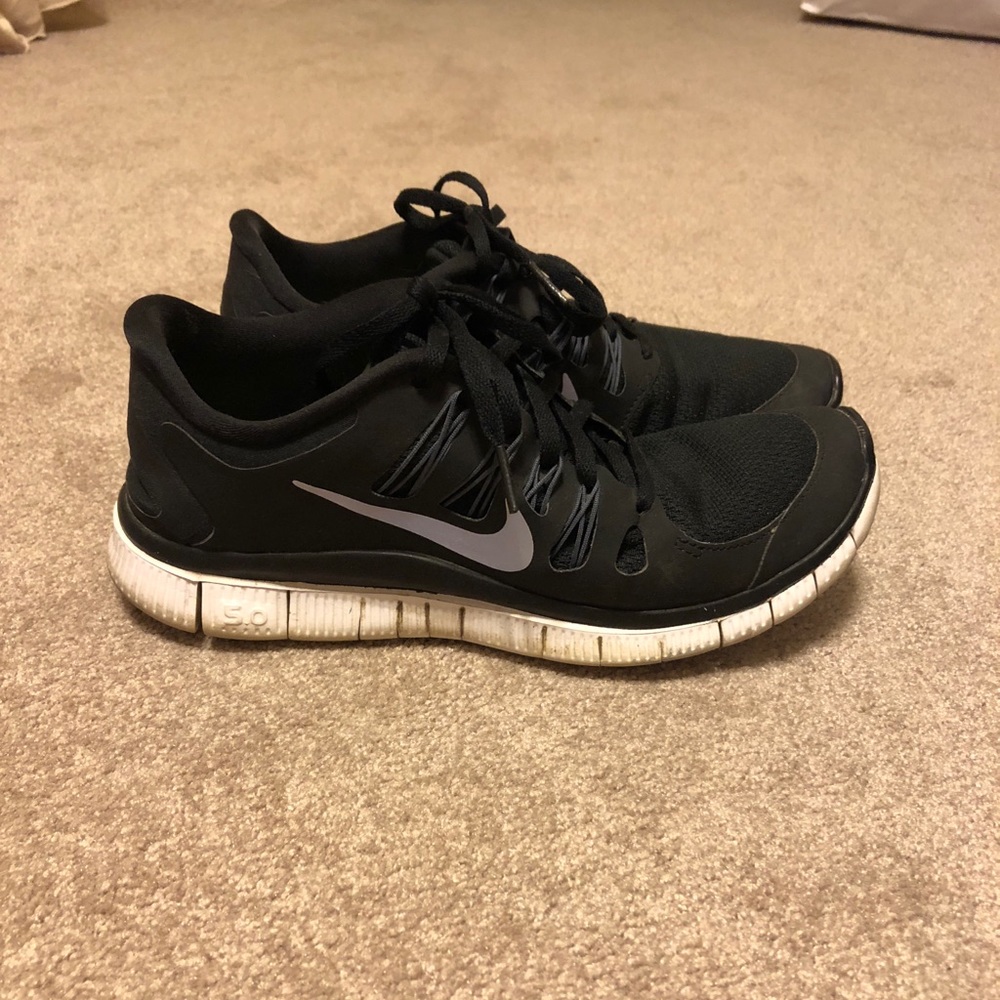 Nike free runs